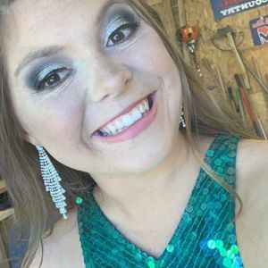 Meet your Posher, Lindsey